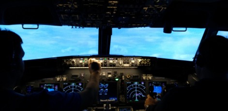 Boeing 737 Flight Experience | Flight Simulator | Day Activities | Weekend In Riga