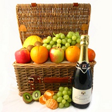 Fruits & Bubbly | Stripper Yacht | Day Activities | Weekend In Riga